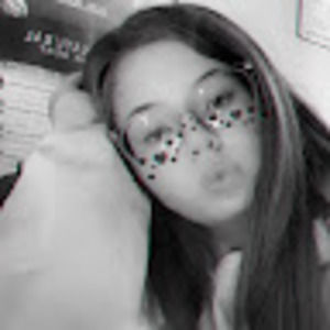 Meet your Posher, Mia